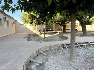 Réfection des cours des écoles